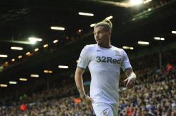 英雄联盟总决赛-利兹联客场大胜南安普顿，豪取三分的简单介绍