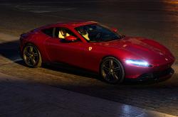 英雄联盟总决赛-老鹰的两种形态，当天空的霸主与地面的猎手共同诠释猎杀本能