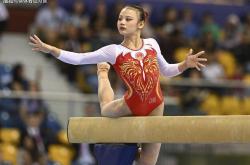 LOL赛事-体操项目中优异表现，赢得观众掌声