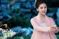 LOL决赛-橙衣不再纯粹，从加克波爆发看佛罗伦萨火力对荷兰足球的战术反噬