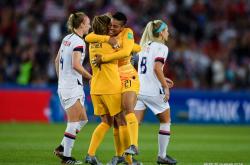 英雄联盟总决赛门票-瑞典女足迎来佳绩，球队成为热门