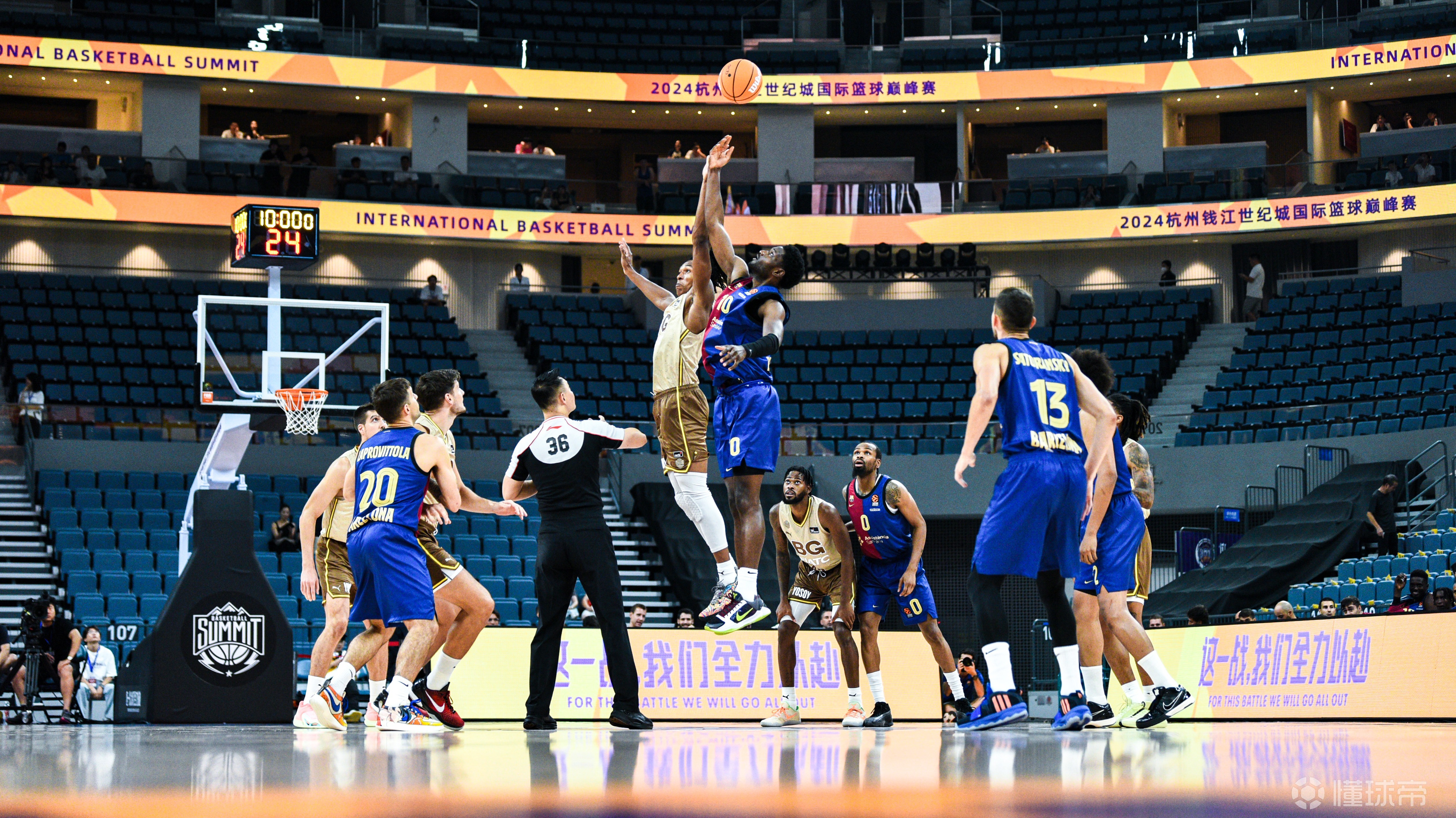 国际球场上篮球激情绽放,竞技水平令人瞩目的简单介绍 国际球场上篮球激情绽放,竞技水平令人瞩目的简单介绍