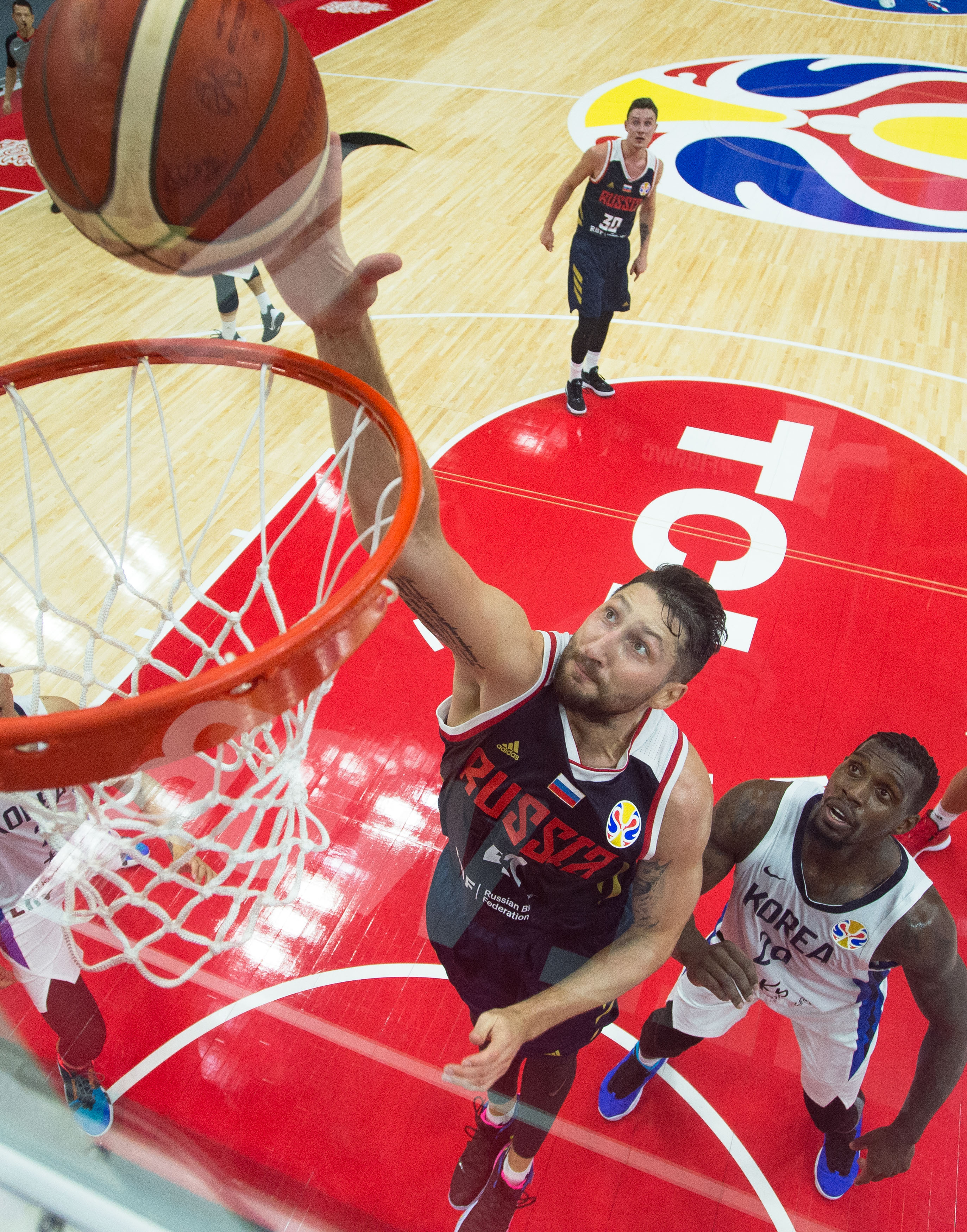 俄罗斯球员签约欧洲球队,提升实力迎接挑战 俄罗斯球员签约欧洲球队,提升实力迎接挑战