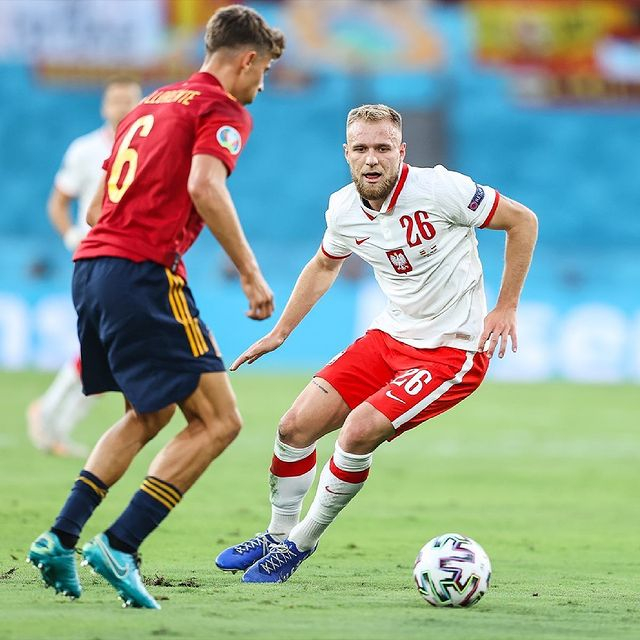 瑞典客场战胜波兰,稳居小组第一 瑞典客场战胜波兰,稳居小组第一