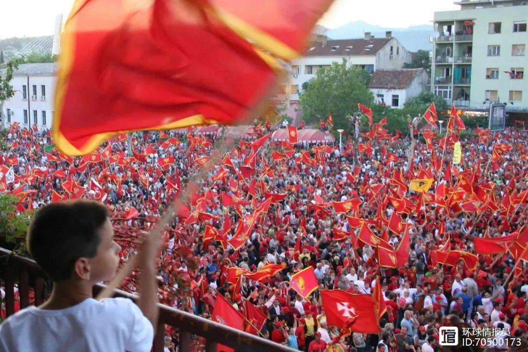 塞尔维亚战胜斯洛伐克,小组榜首 塞尔维亚战胜斯洛伐克,小组榜首