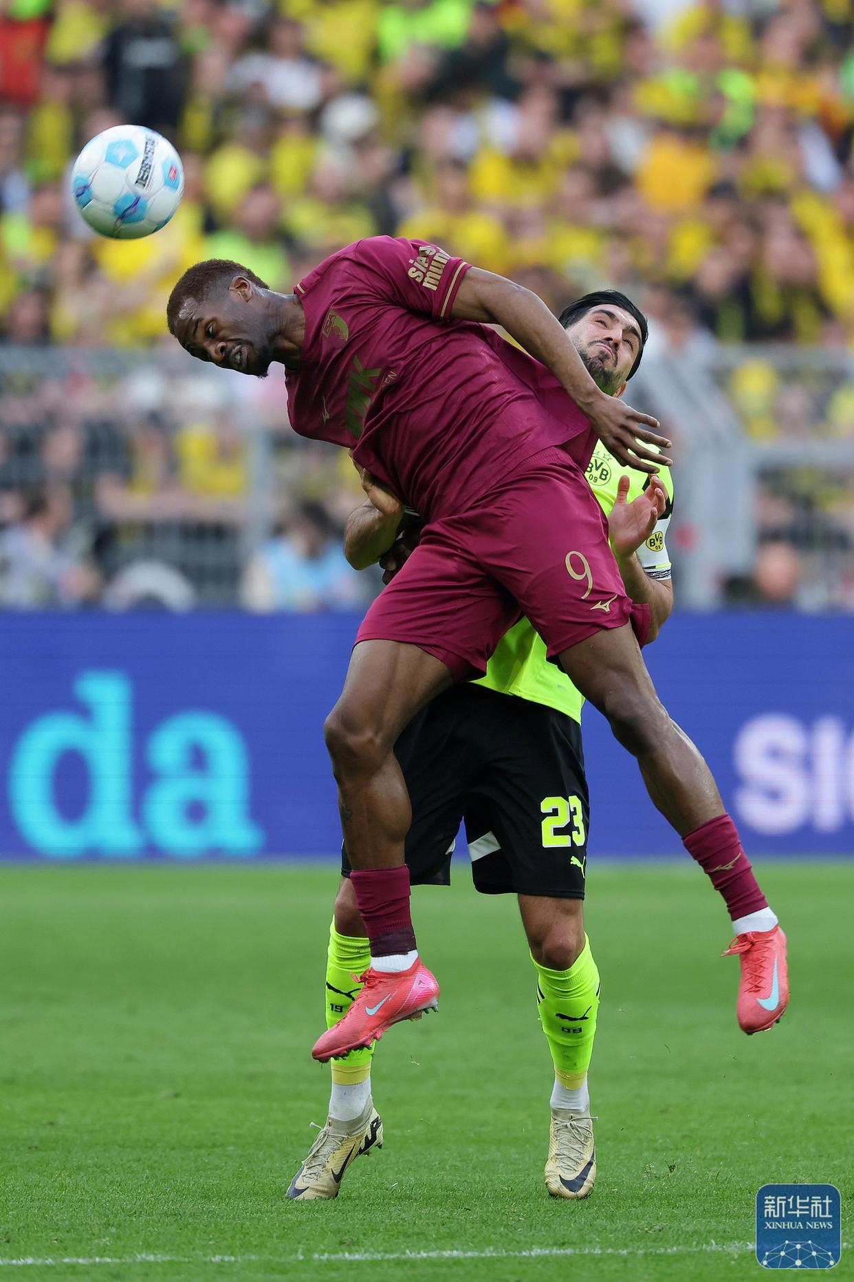 奥格斯堡客场爆冷，击败德甲劲旅的简单介绍