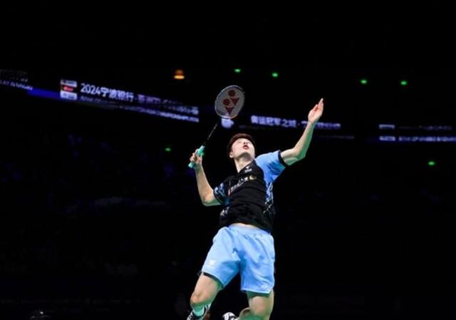 泰国队险胜丹麦队,石宇奇点燃赛场 泰国队险胜丹麦队,石宇奇点燃赛场