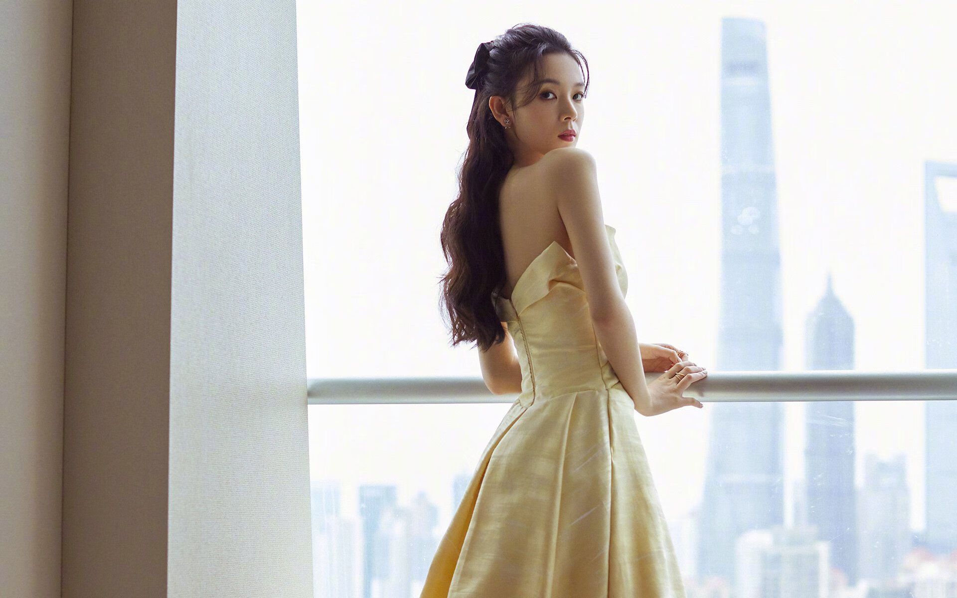 曼城与安哥拉慈善赛,新星布鲁诺·科斯塔独揽三球,点燃跨界对决激情