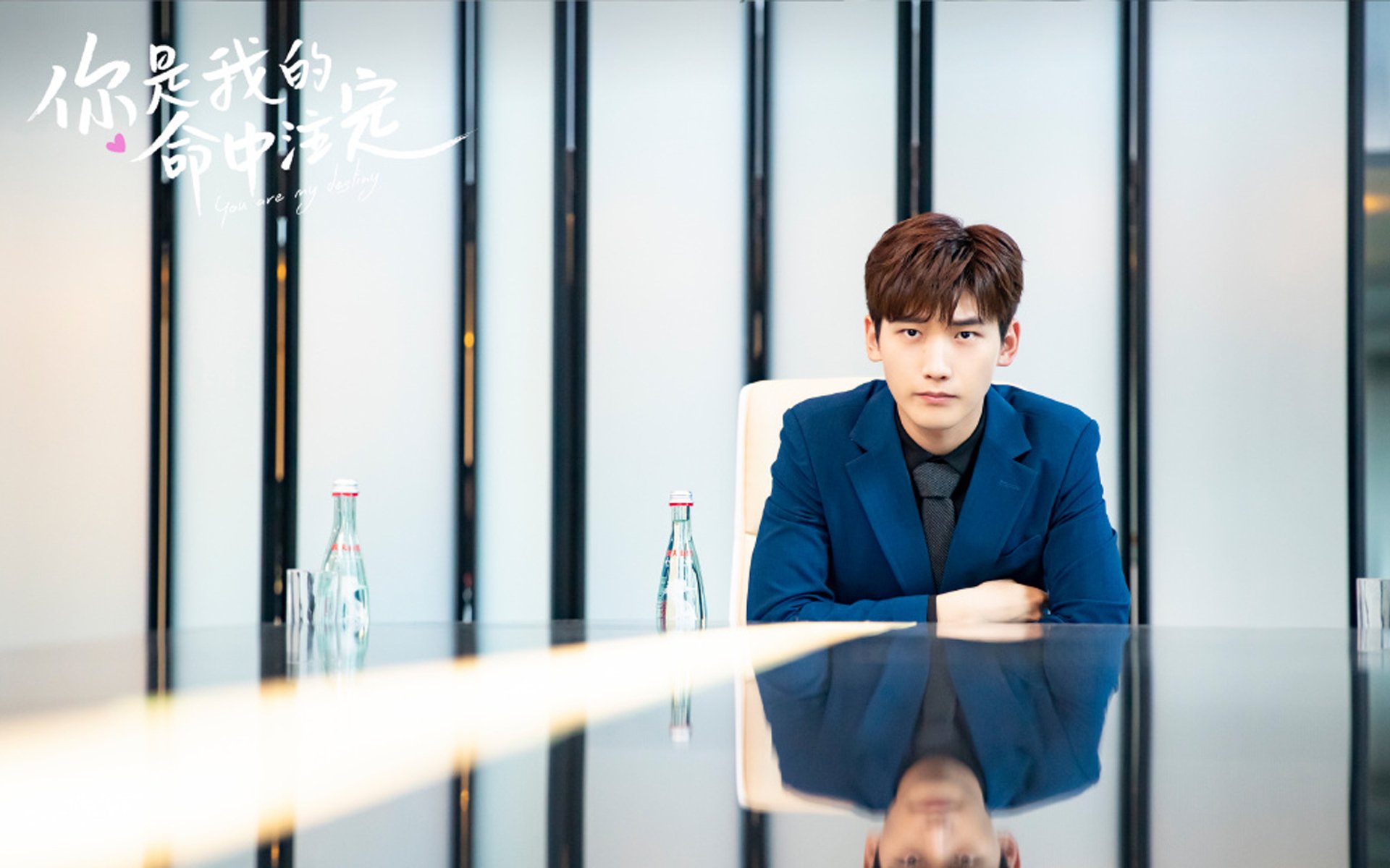 压力之舞,当全场的目光化为灰烬,皮克在拜仁的阴影下完成涅槃