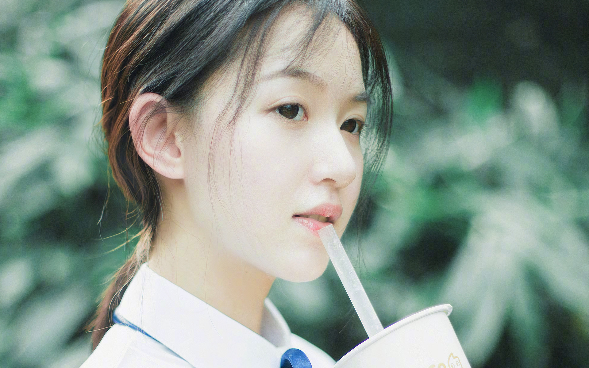 看到这个关键词组合,确实非常独特。它像一把钥匙,瞬间打开了一扇通往跨界想象力的大门。这绝非简单的信息拼贴,而是一个关于竞技本质、国家荣耀与俱乐部智慧的绝佳故事引子