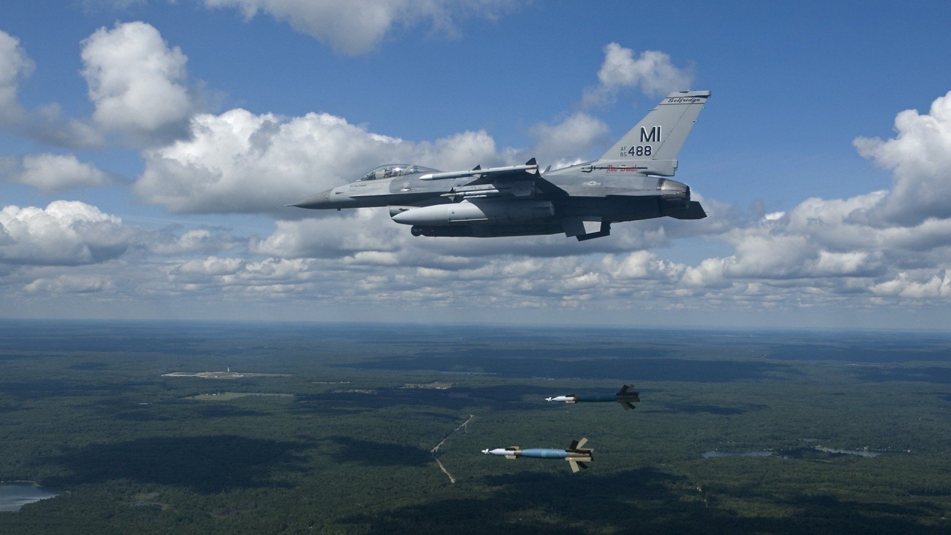 奥运关键夜，恩比德是狂涛骇浪中唯一可登陆的孤岛