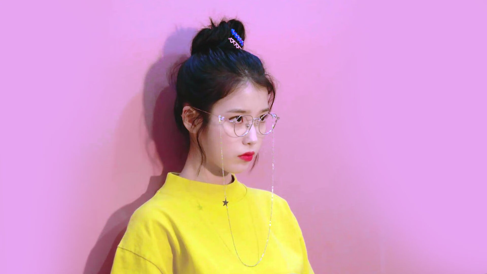 文艺复兴的焰火，当紫百合在陶瓷球场绽放